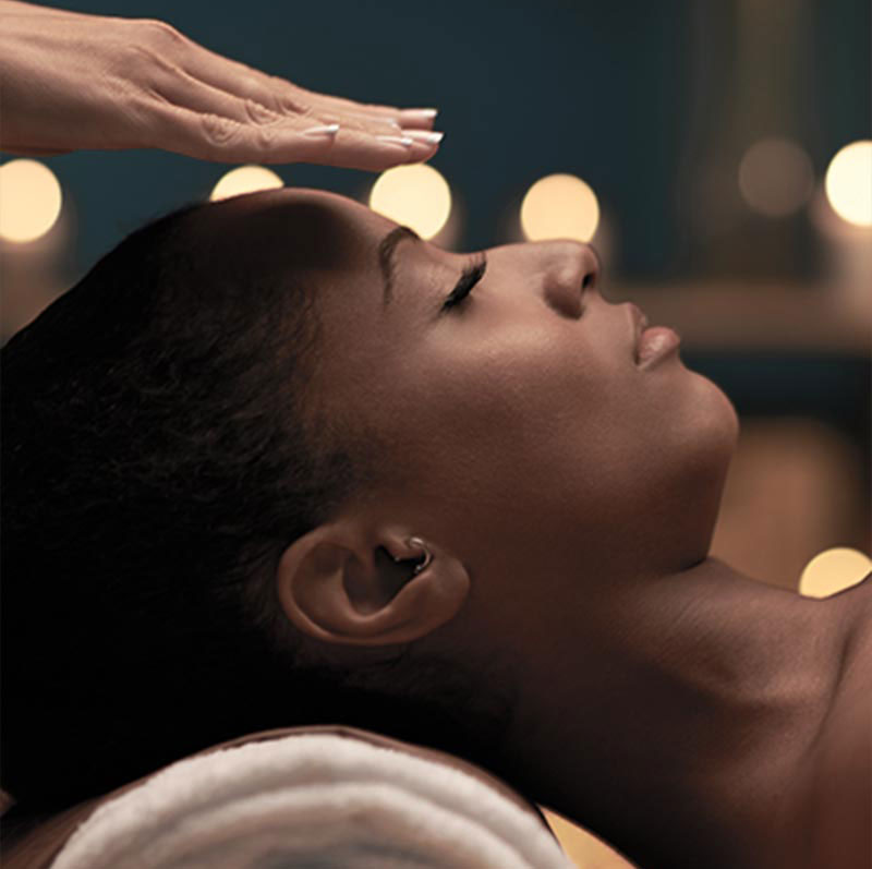 Massagen – Gesichtsmassage und Rückenmassage